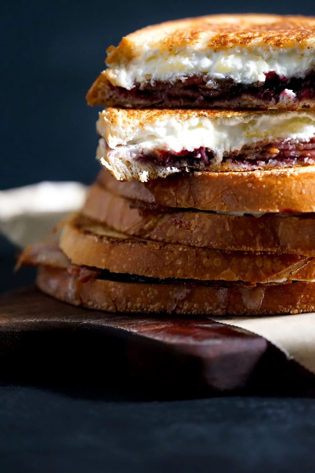 blackberry goat cheese grilled cheese