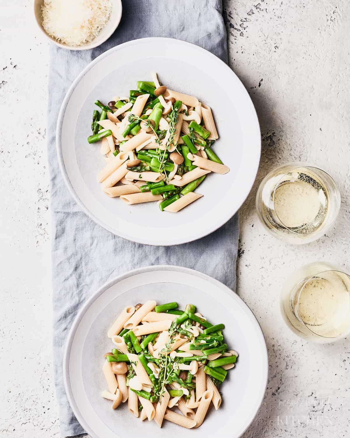 vegan asparagus mushroom pasta
