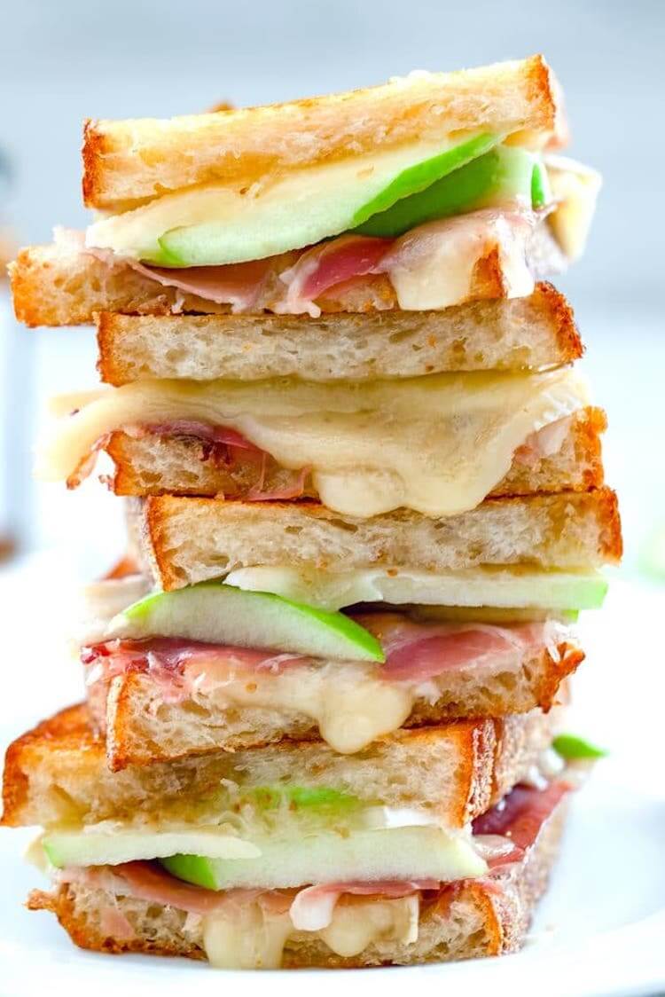 Brie Grilled Cheese With Fig Spread, Green Apple, and Prosciutto