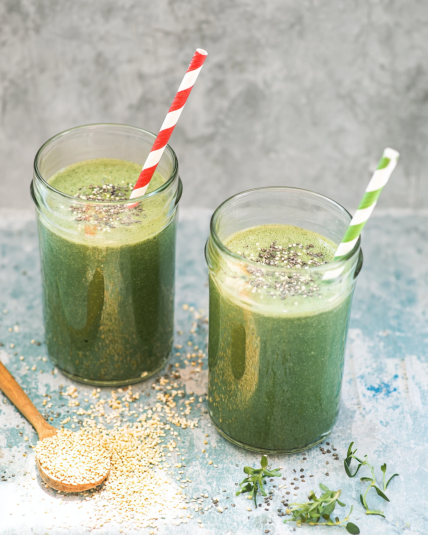 Vanilla Kale Spirulina Smoothie